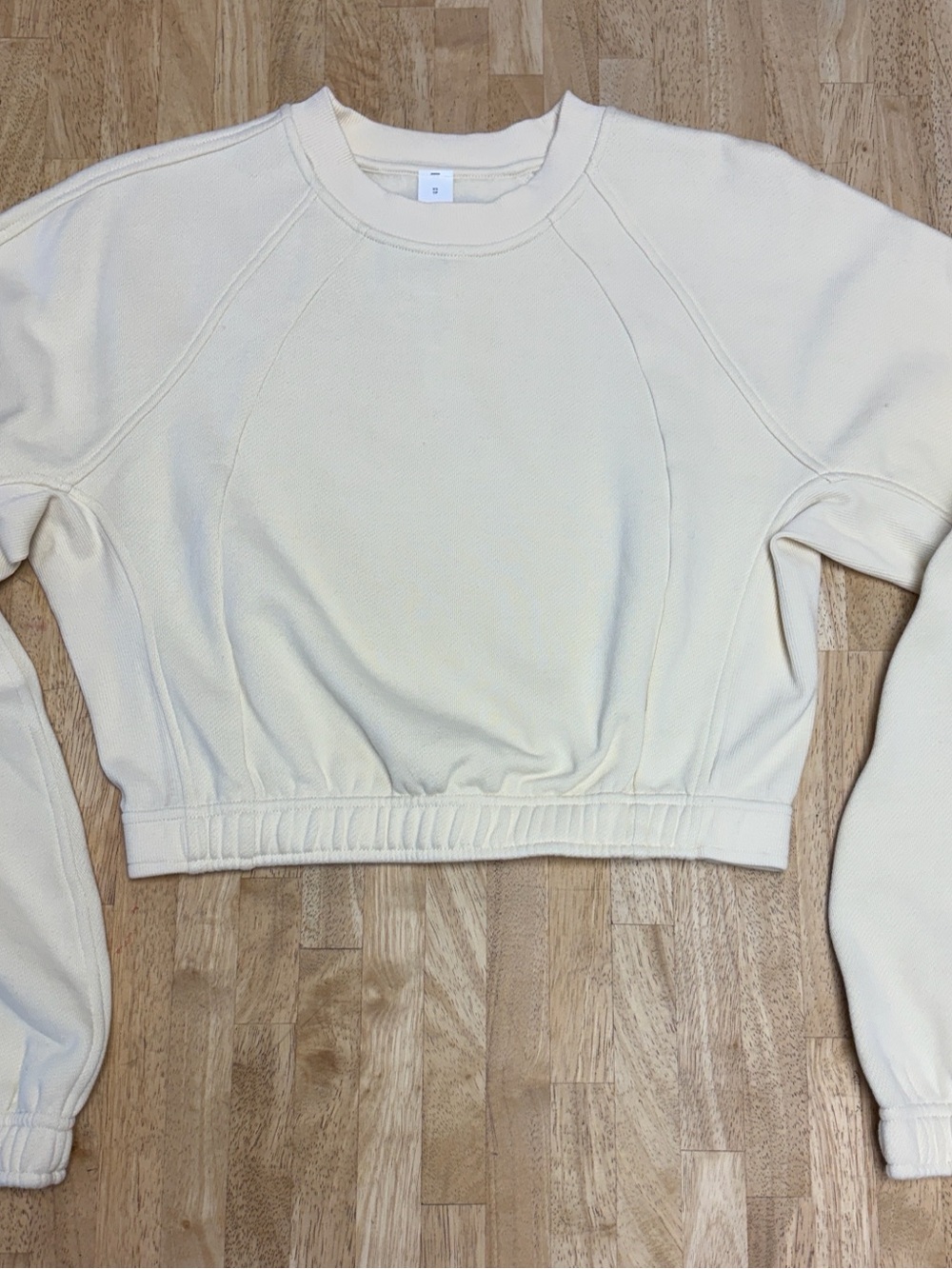 Lululemon Scuba Cropped Relaxed Crewneck Sweatshirt Butter Cream Yellow XS